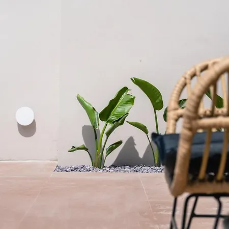 13 Keys Suites Hotel 3*