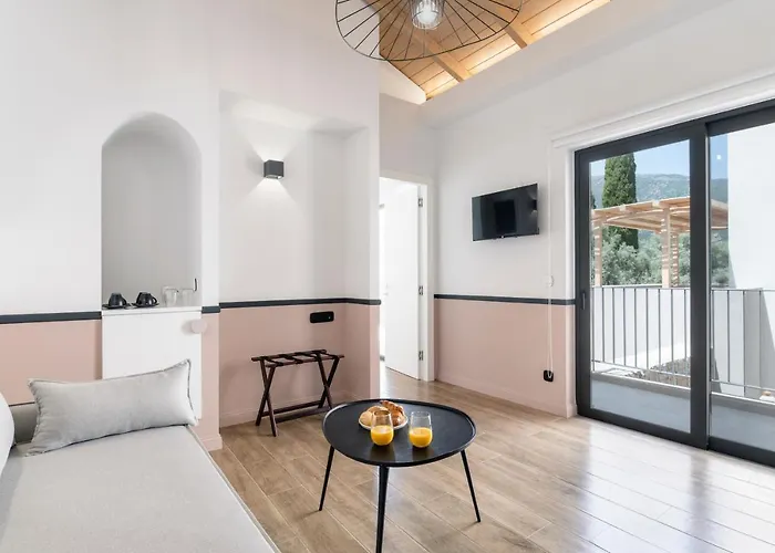 13 Keys Suites Nydri (Lefkada)