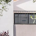 13 Keys Suites נידרי