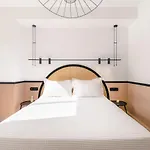 13 Keys Suites מלון נידרי