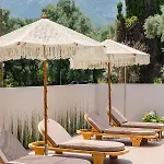 13 Keys Suites נידרי