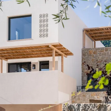 13 Keys Suites מלון 3*