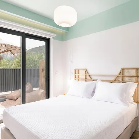 מלון 13 Keys Suites