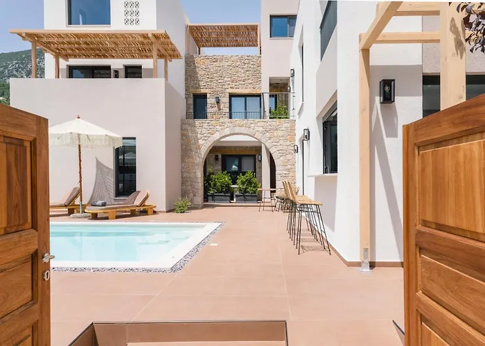 Ξενοδοχείο 13 Keys Suites 3*